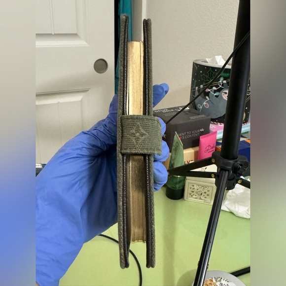 Louis Vuitton Mini Lin Agenda Cherry Papers and Address Book - Picture 8 of 13